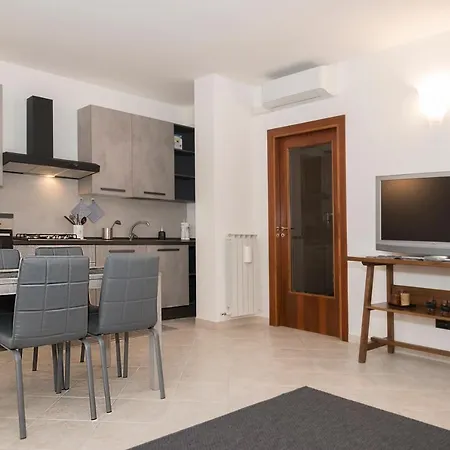 Alida - Giorgia E Martina