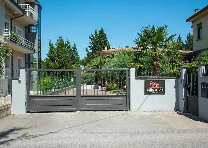 Alida - Giorgia E Martina *